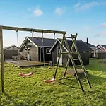 Holiday home Amazing In With Kitchen *