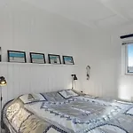 Amazing In With Kitchen Holiday home *