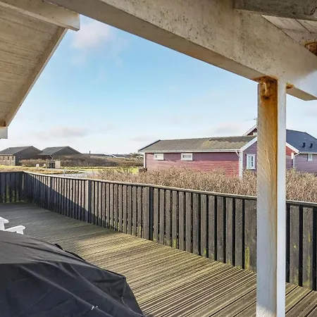Holiday home Amazing In With Kitchen *